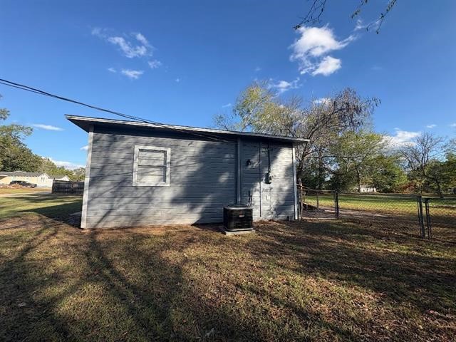 101 Bell Street Hallsville TX 75650