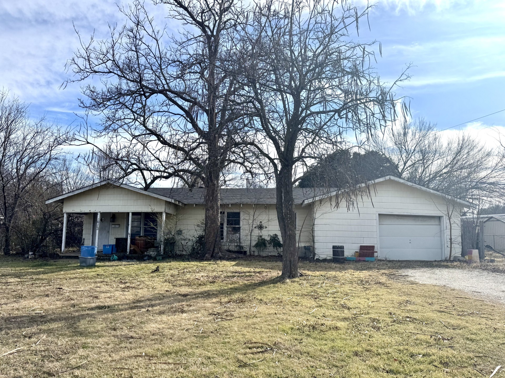 613 W Main Street Crowley TX 76036