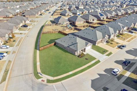 3260 Hunters Glen Drive Aubrey TX 76227