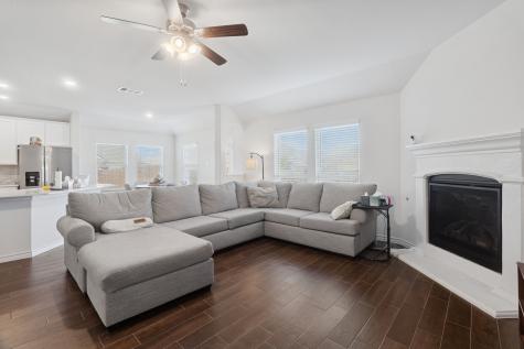3260 Hunters Glen Drive Aubrey TX 76227