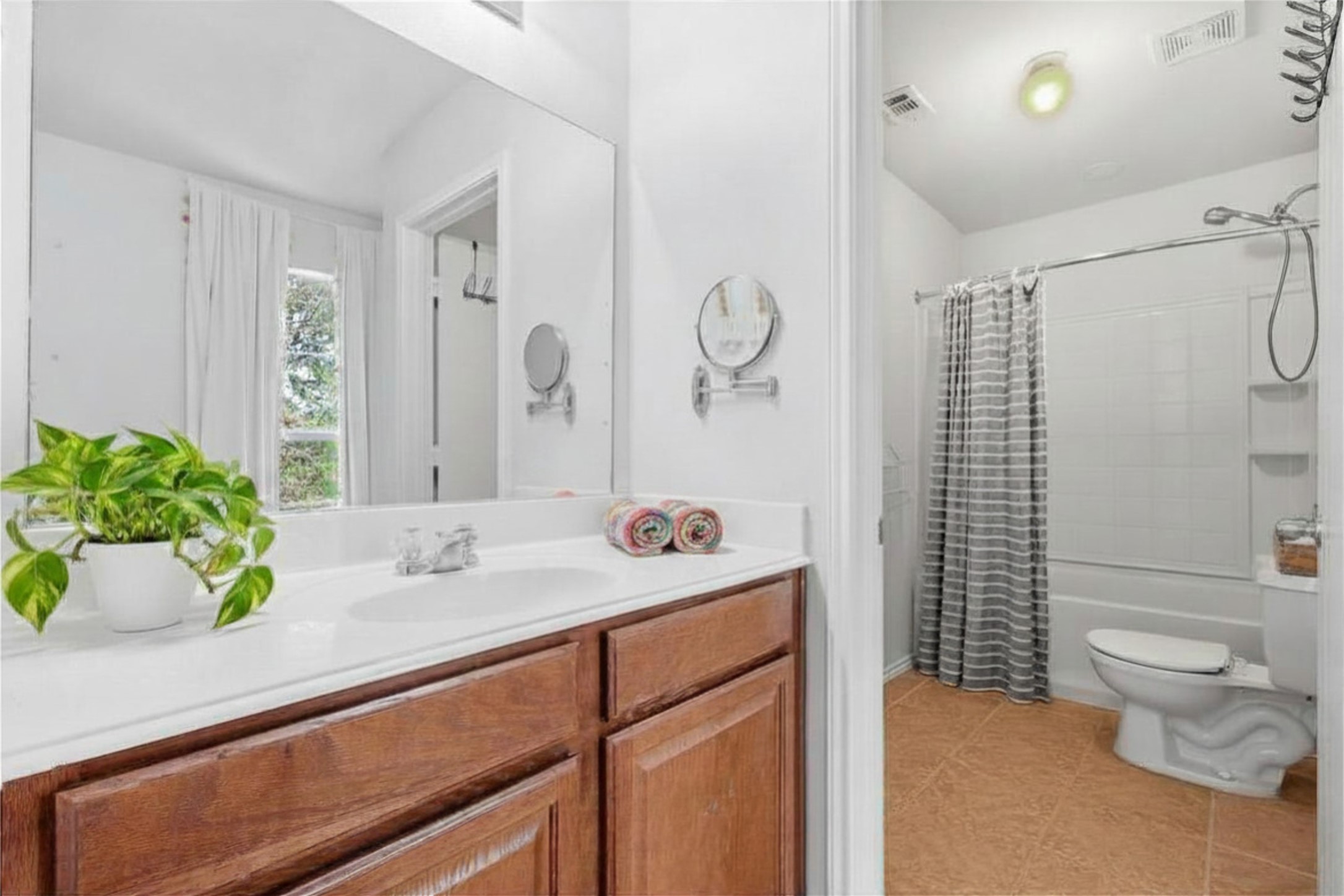 5016 Pebble Beach Trail Denton TX 76208
