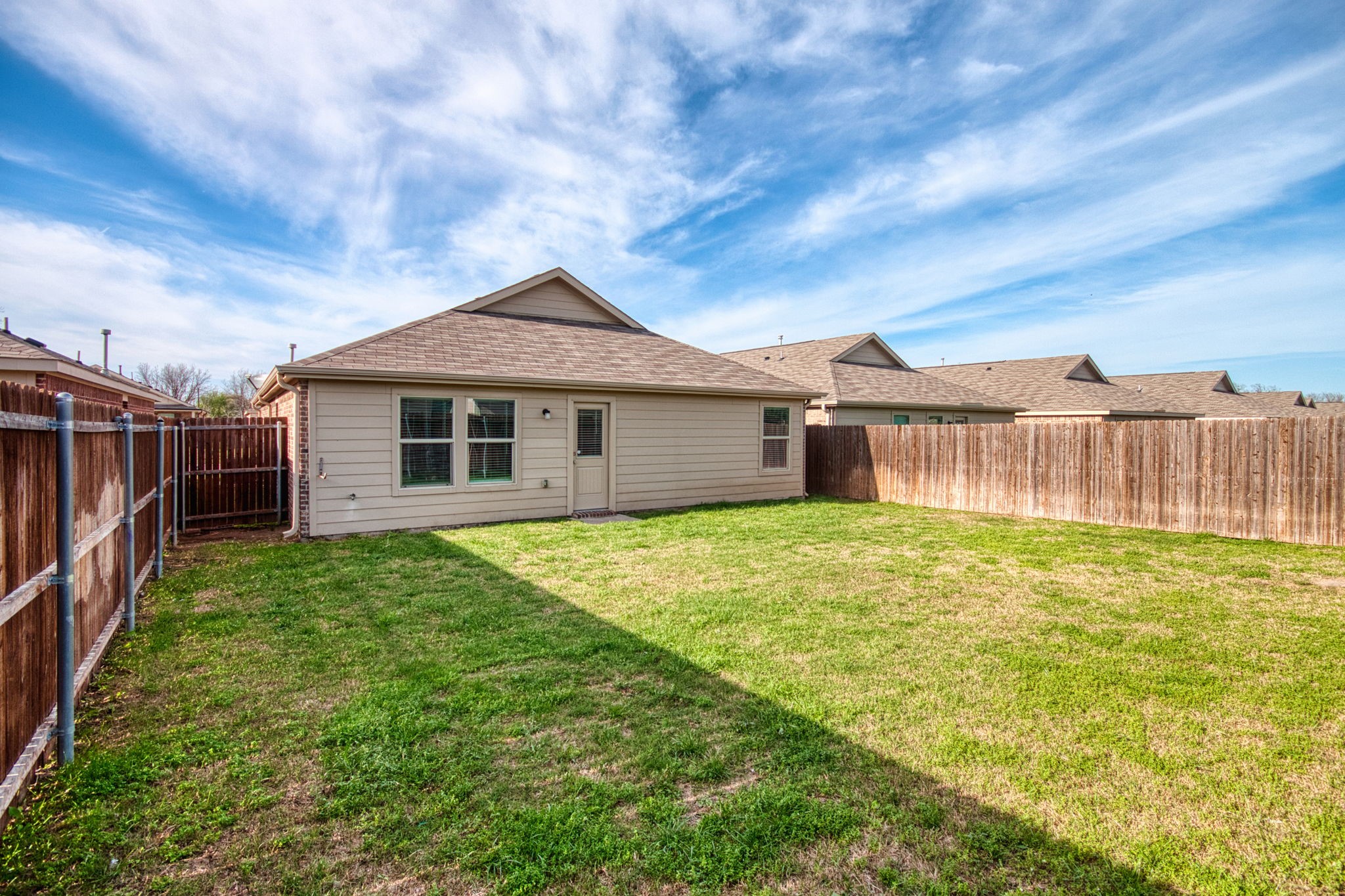 1007 Lady Bird Street Ennis TX 75119