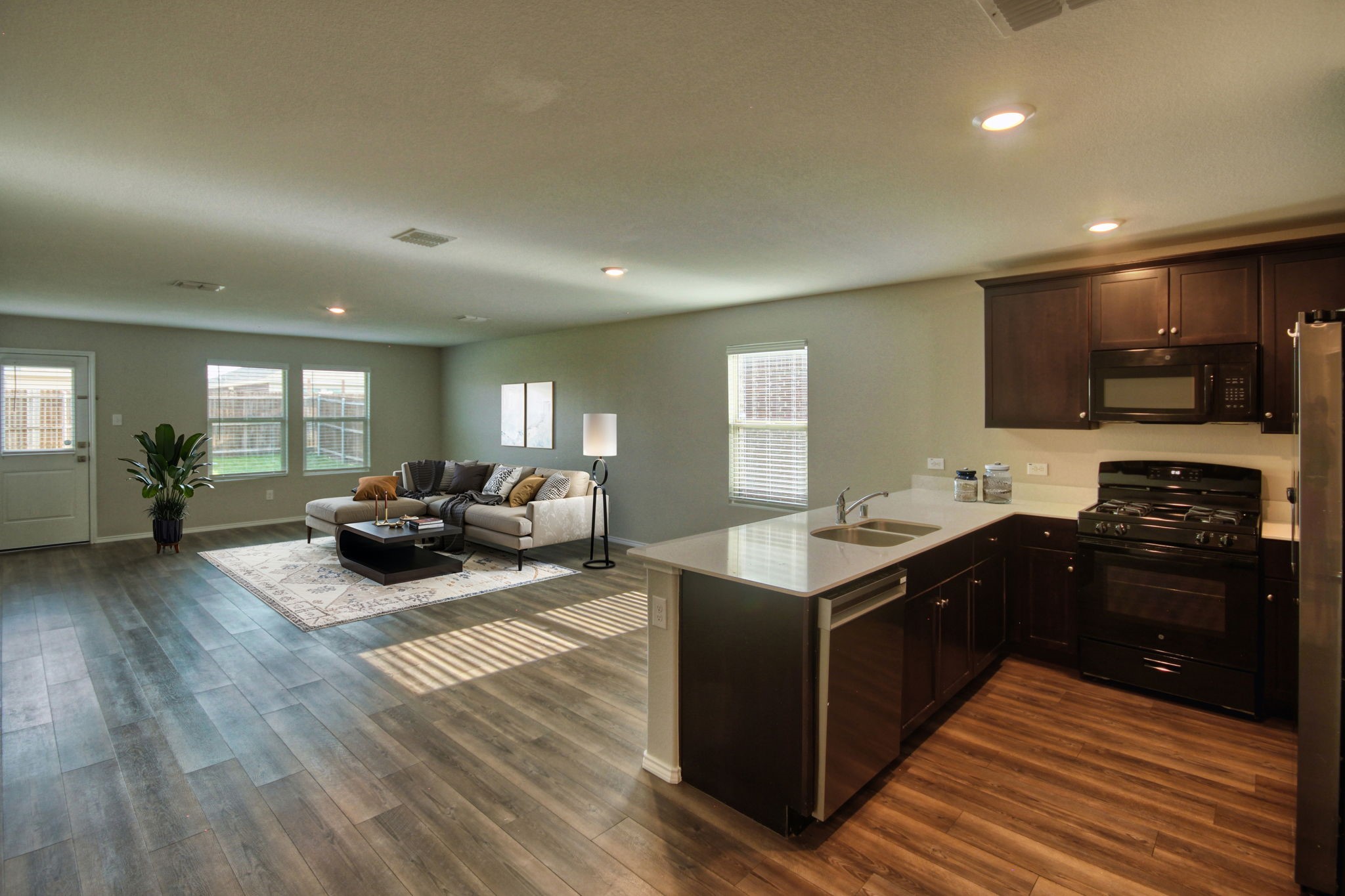 1007 Lady Bird Street Ennis TX 75119