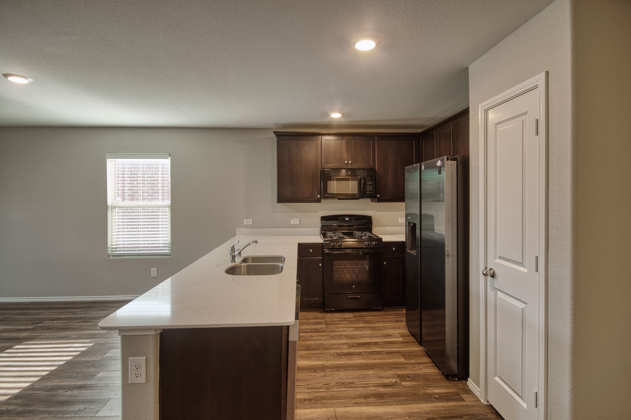 1007 Lady Bird Street Ennis TX 75119