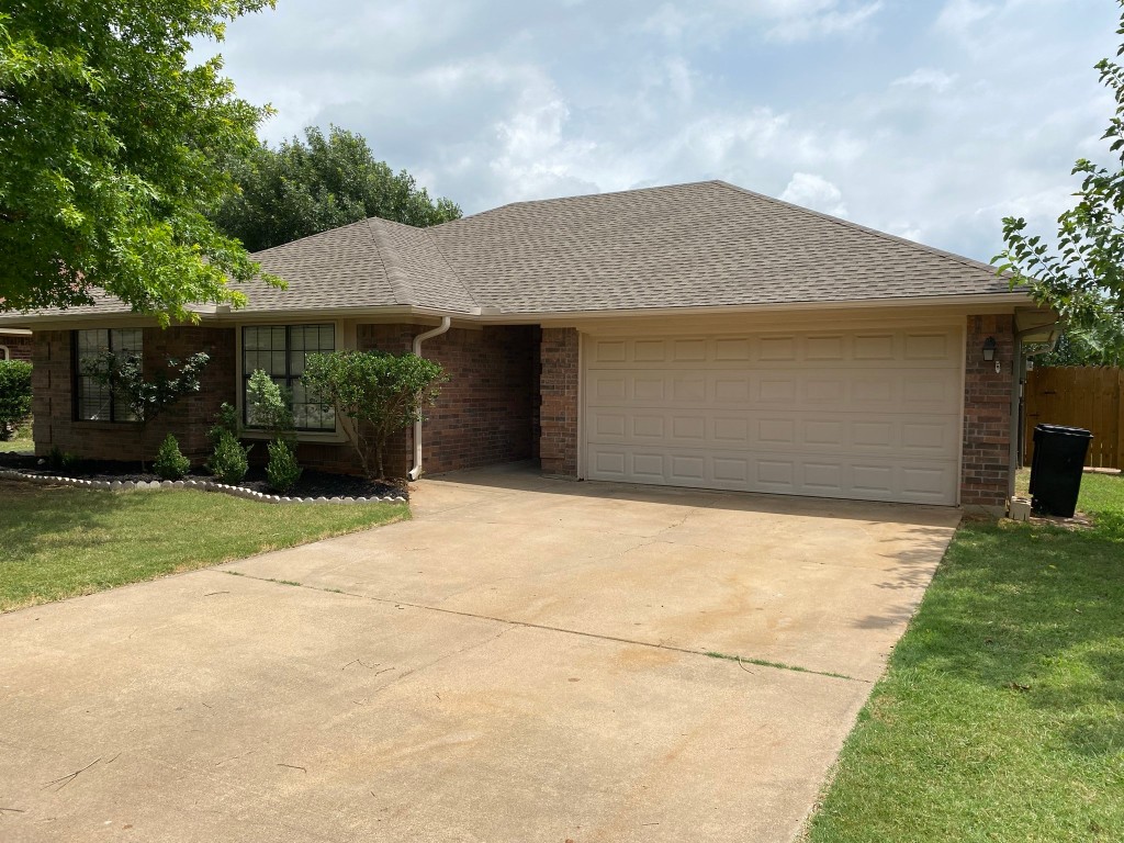 1409 Spanish Oak Drive Granbury TX 76048
