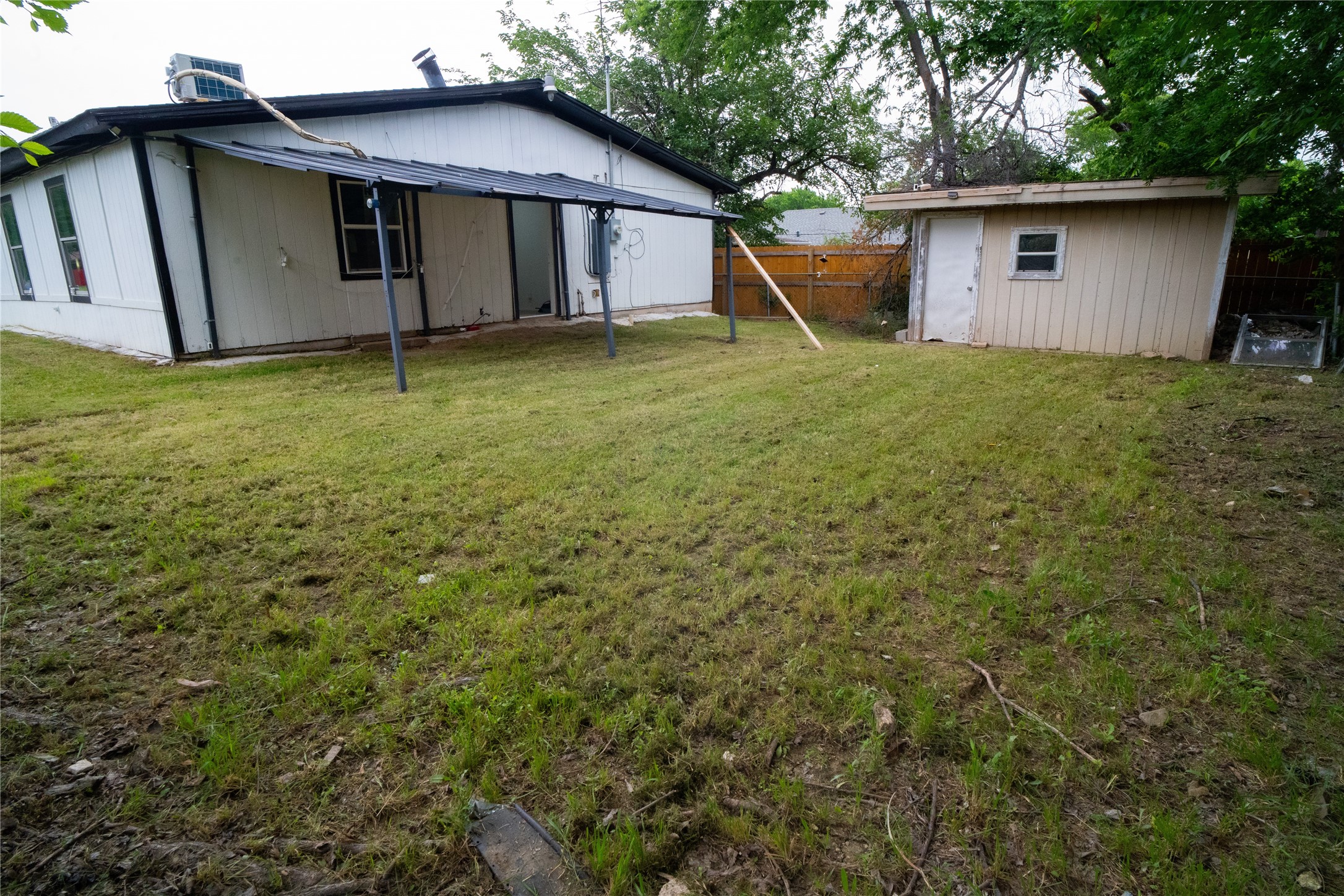 917 W Felix Street Fort Worth TX 76115