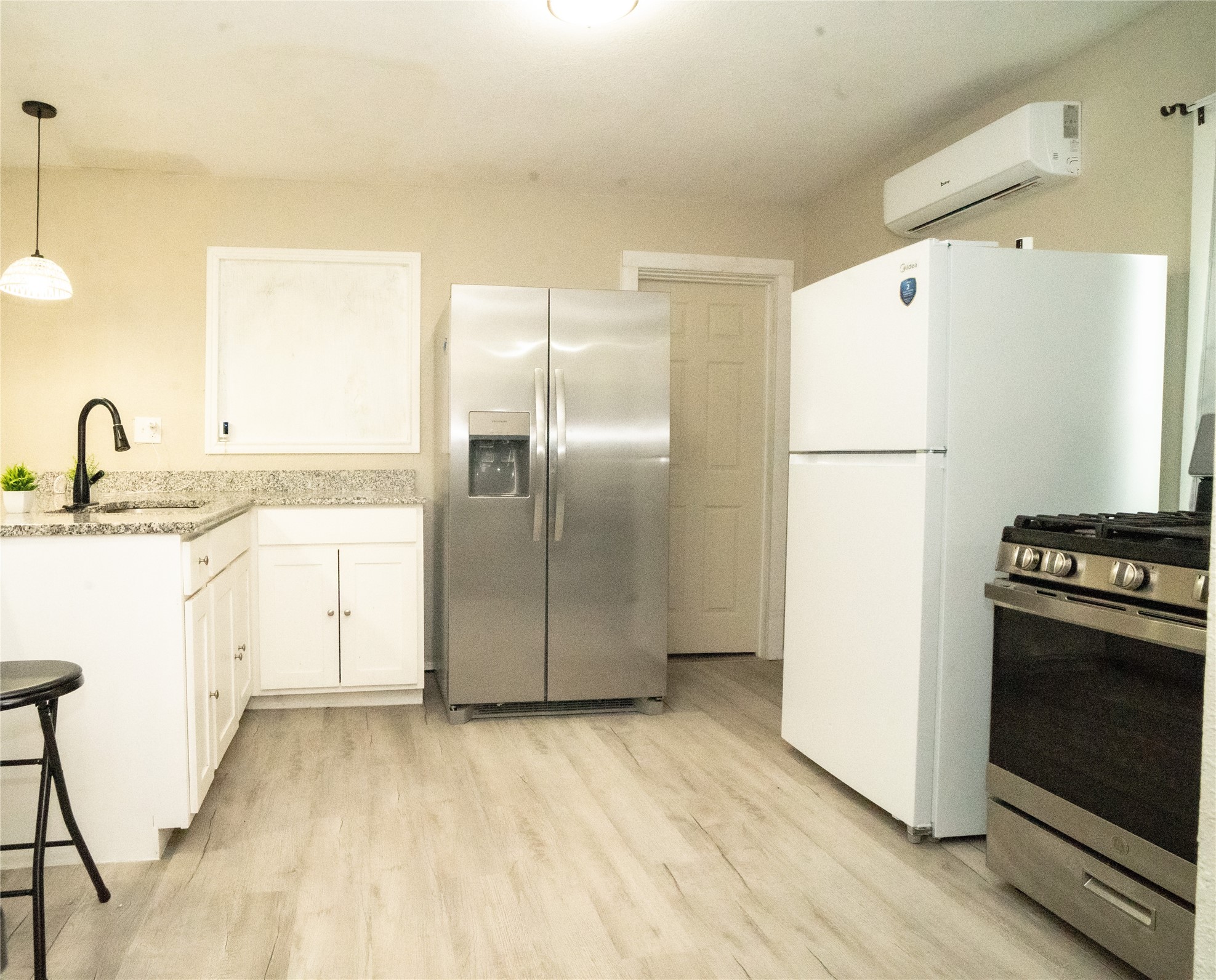 917 W Felix Street Fort Worth TX 76115