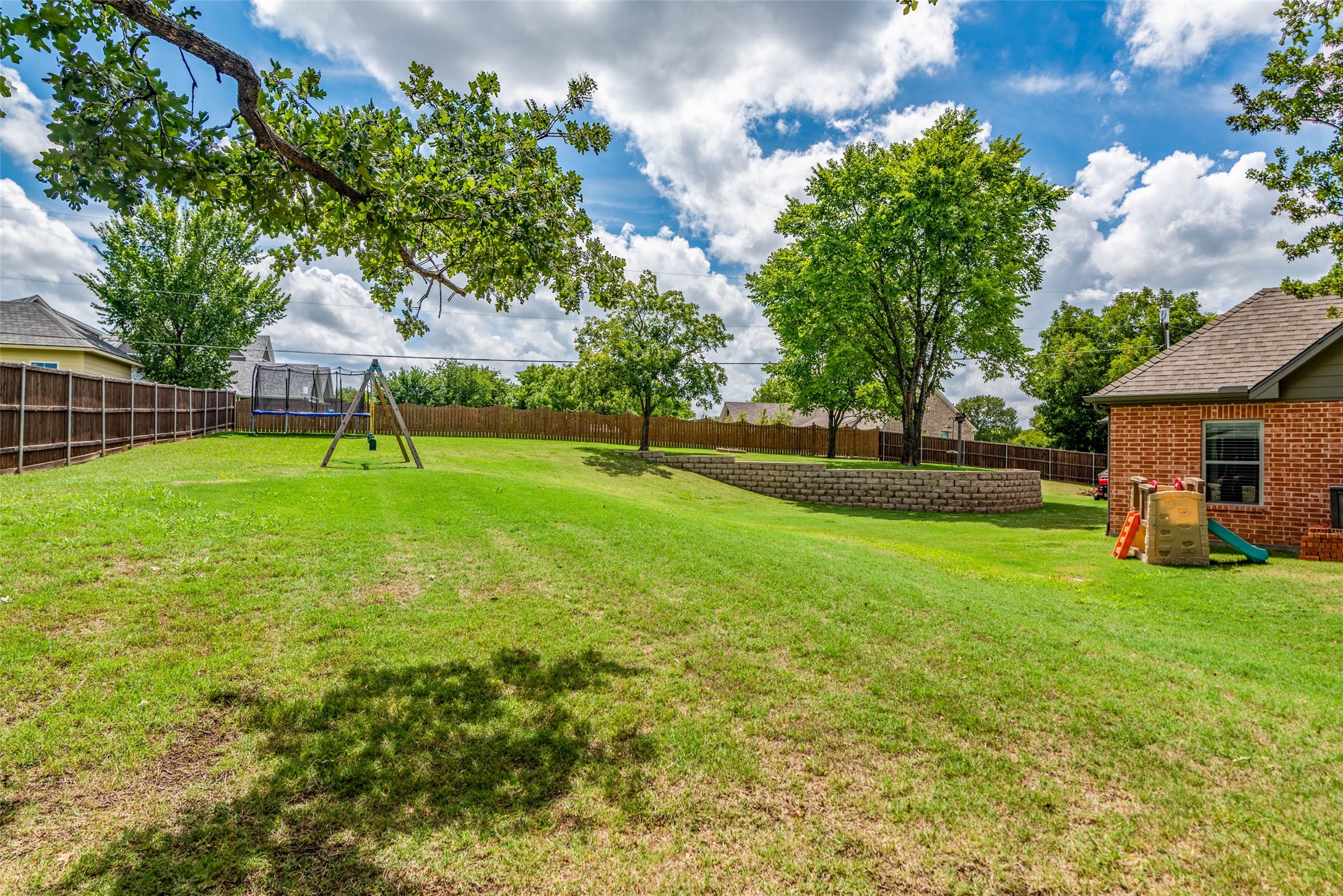 90 White Dove Trail Denison TX 75020