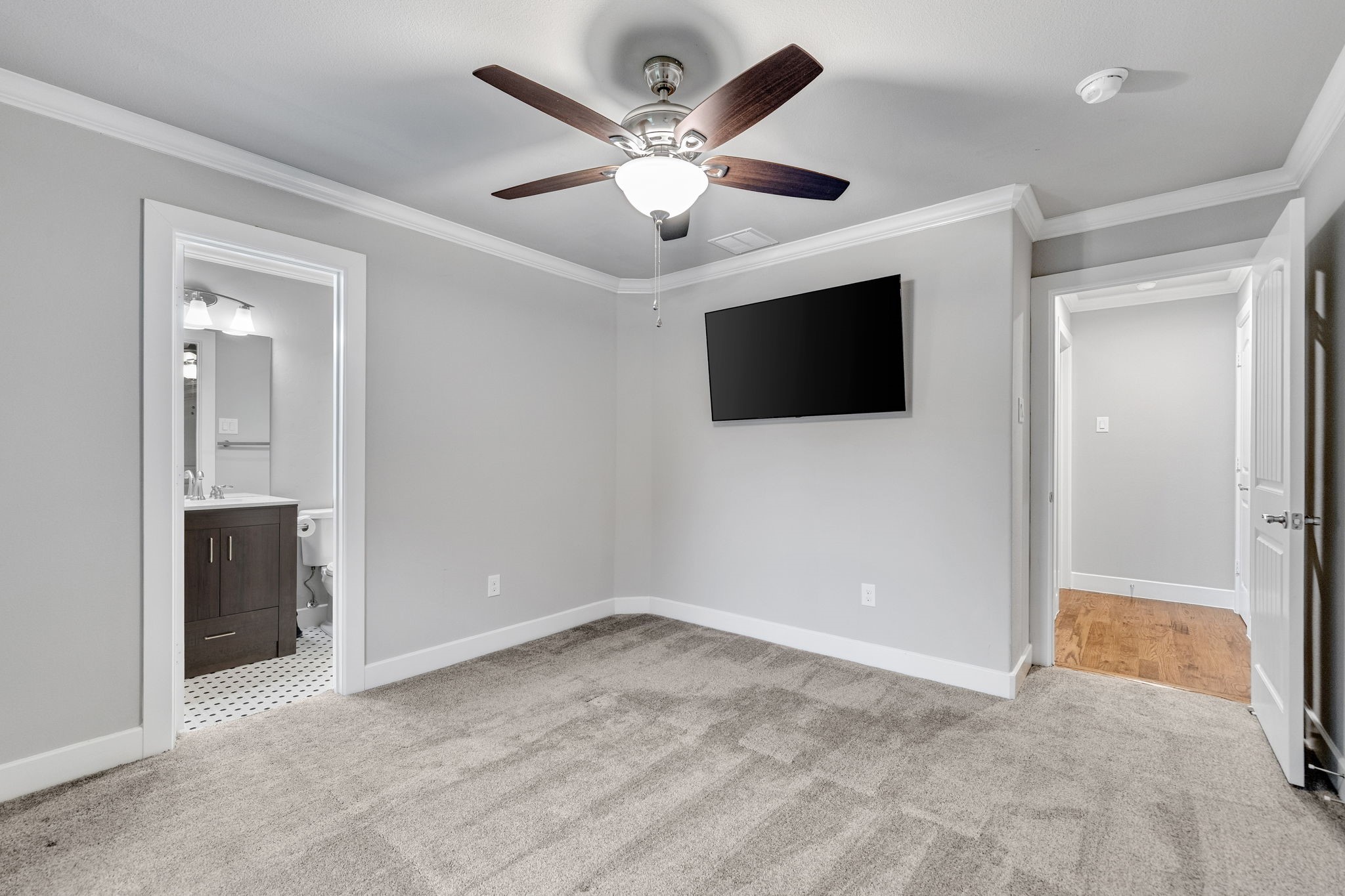 317 Woodcrest Drive Richardson TX 75080