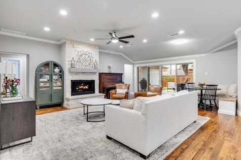 317 Woodcrest Drive Richardson TX 75080