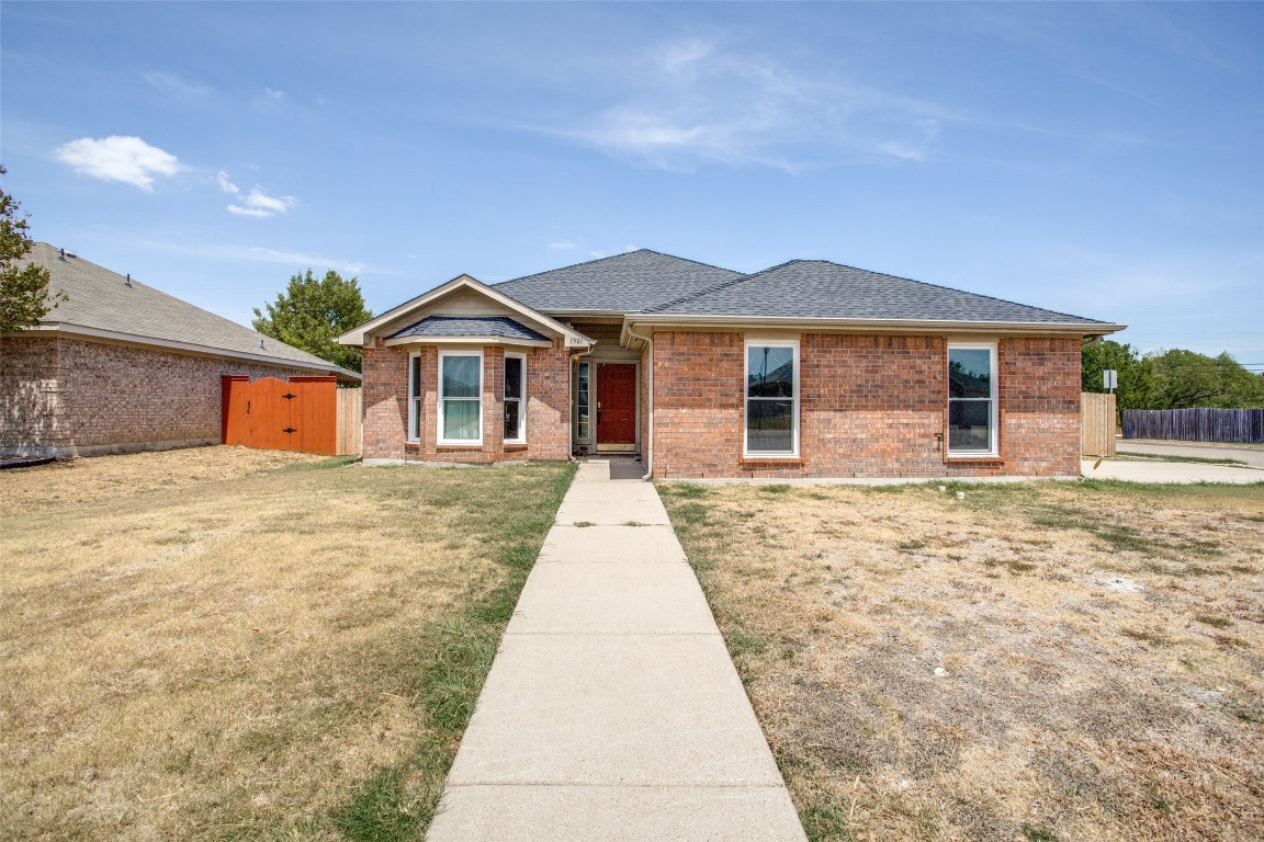 1501 River Trail Drive Midlothian TX 76065