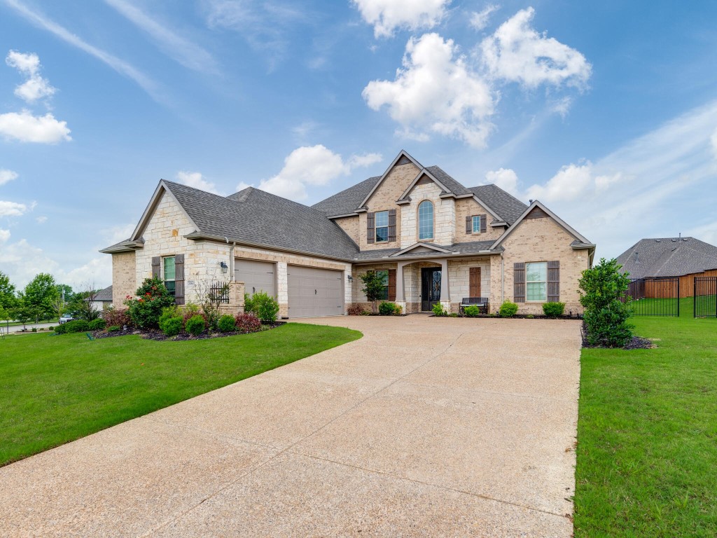 2006 Blue Water Trail Wylie TX 75098