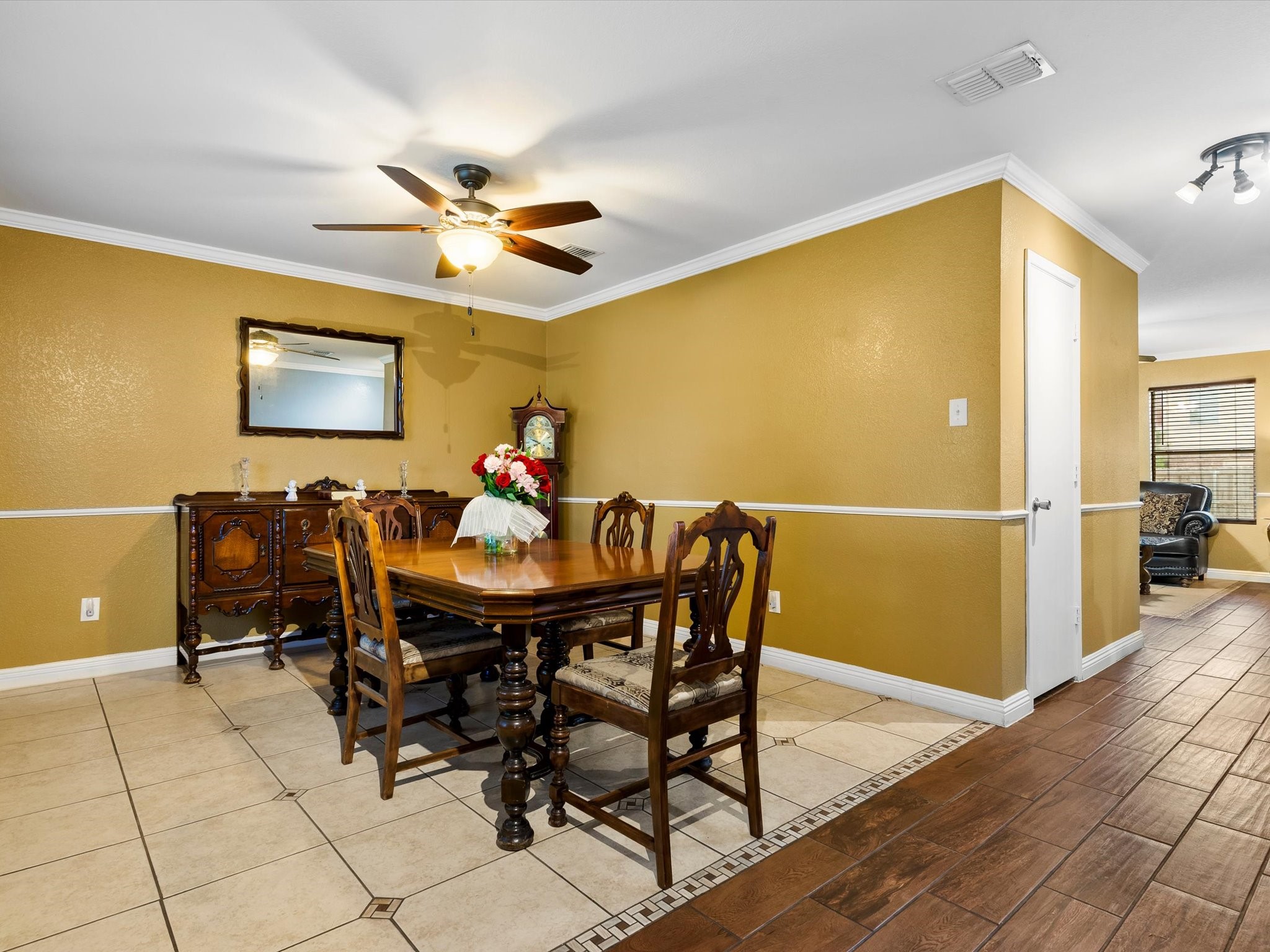 1129 Switchgrass Lane Crowley TX 76036