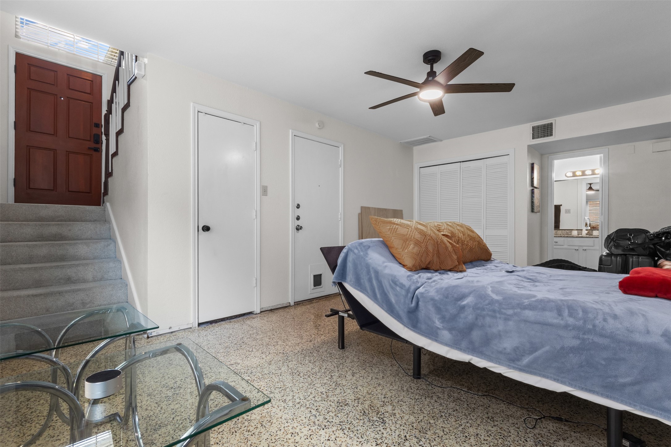 704 Meadowcreek Court Garland TX 75043