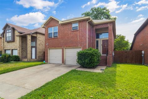 704 Meadowcreek Court Garland TX 75043