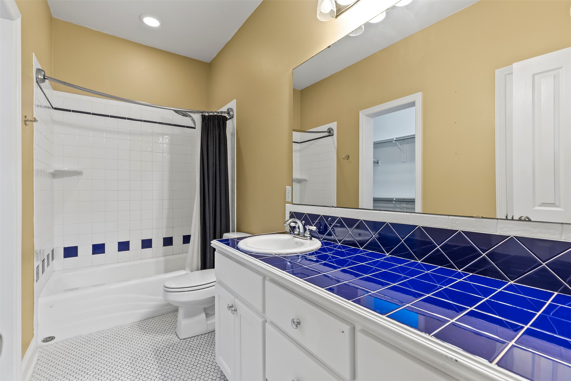 2511 Hidden Valley Trail Sherman TX 75092