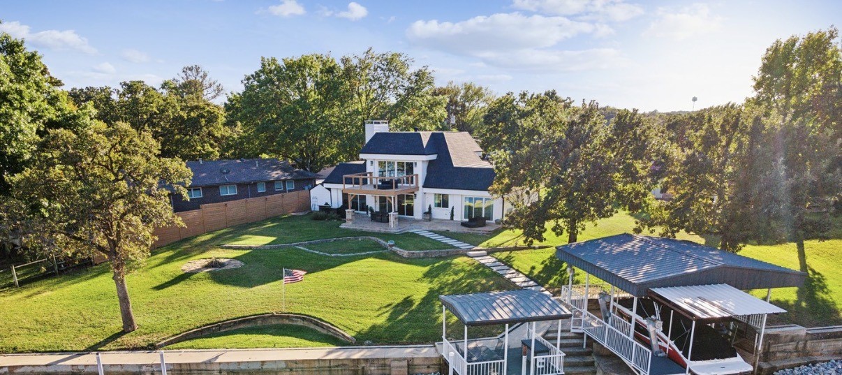 11160 Stanfield Road Azle TX 76020