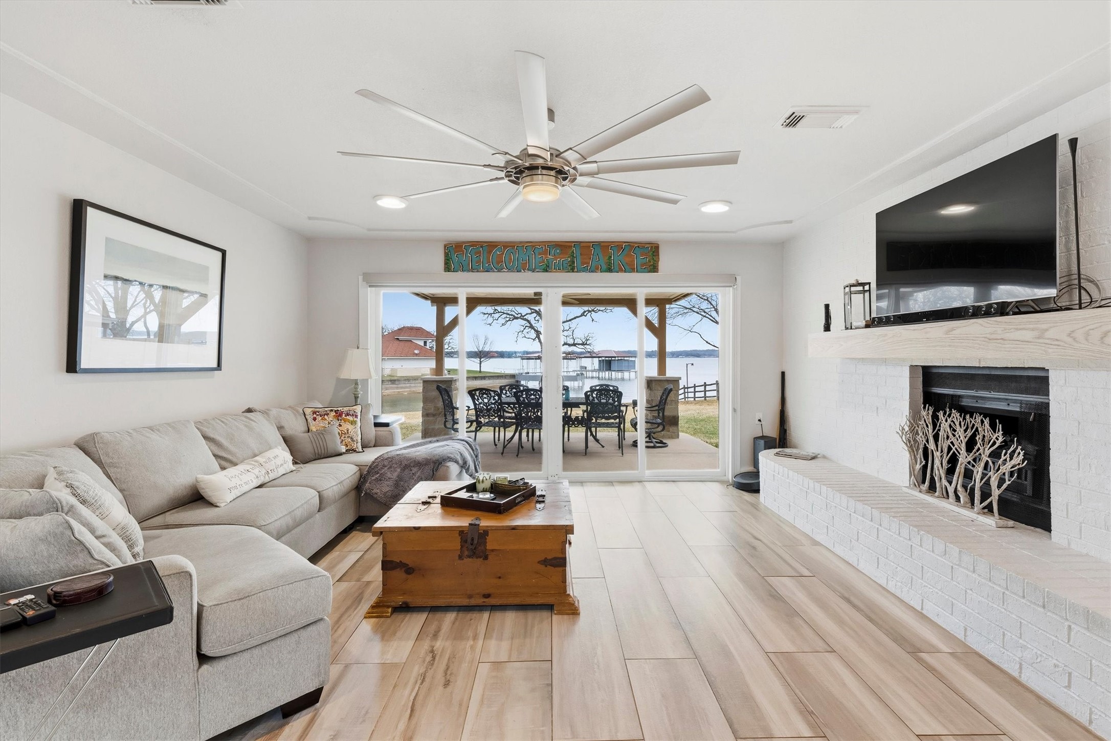 11160 Stanfield Road Azle TX 76020