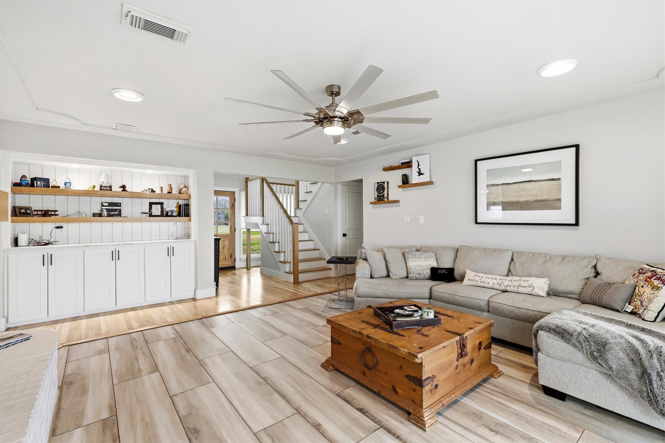 11160 Stanfield Road Azle TX 76020