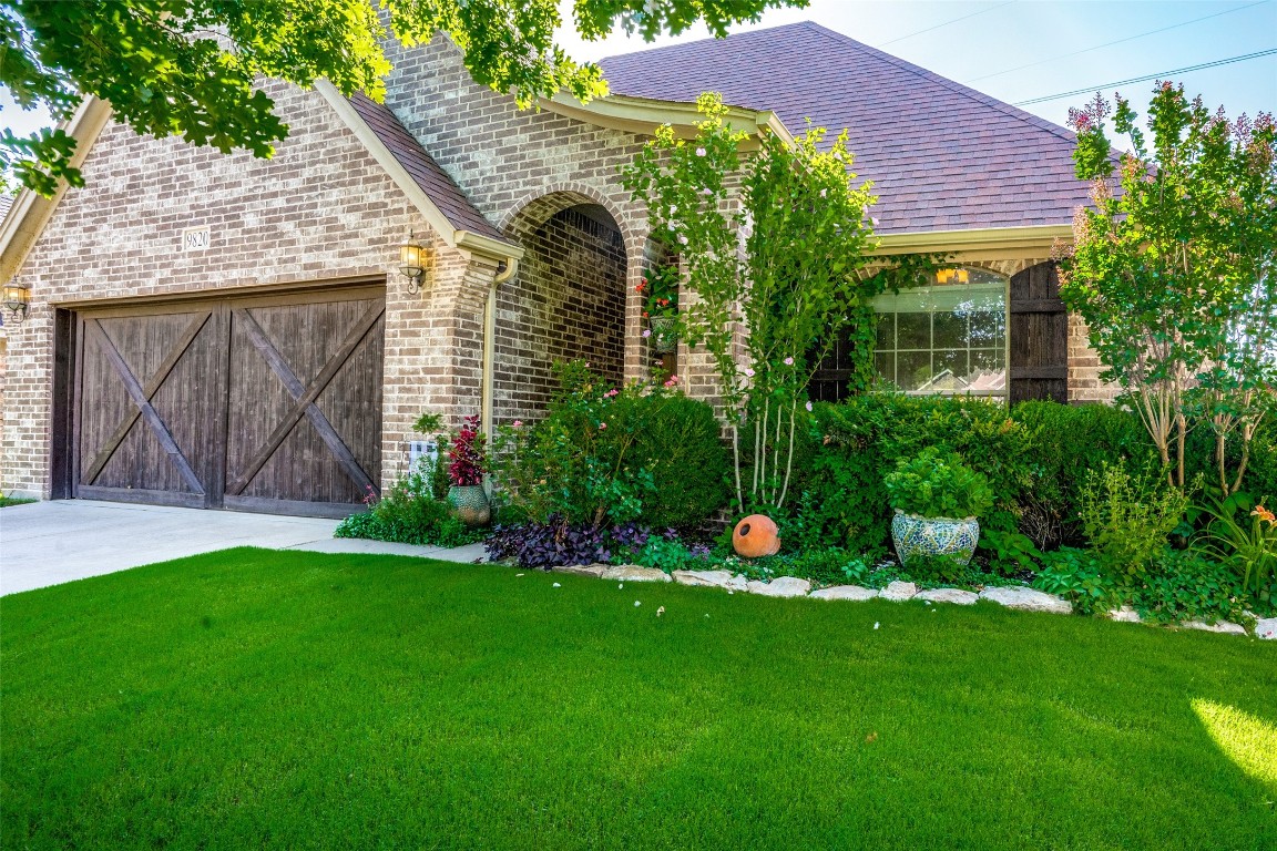 9820 Rio Frio Trail Fort Worth TX 76126