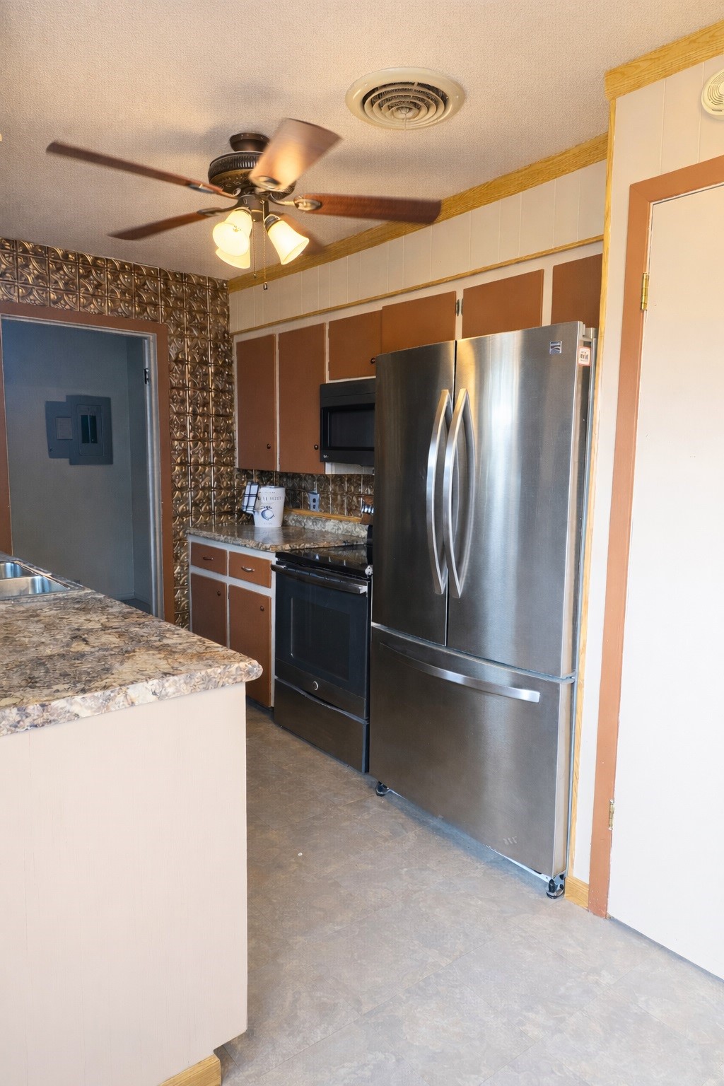 521 Fm 2838 Mexia TX 76667