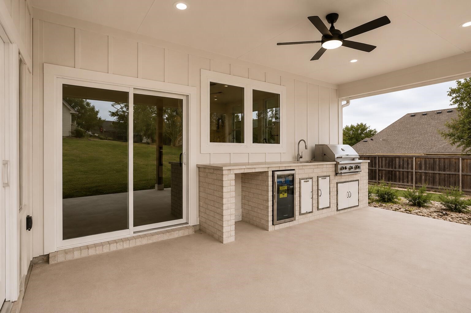 546 Roberts Run Sherman TX 75092