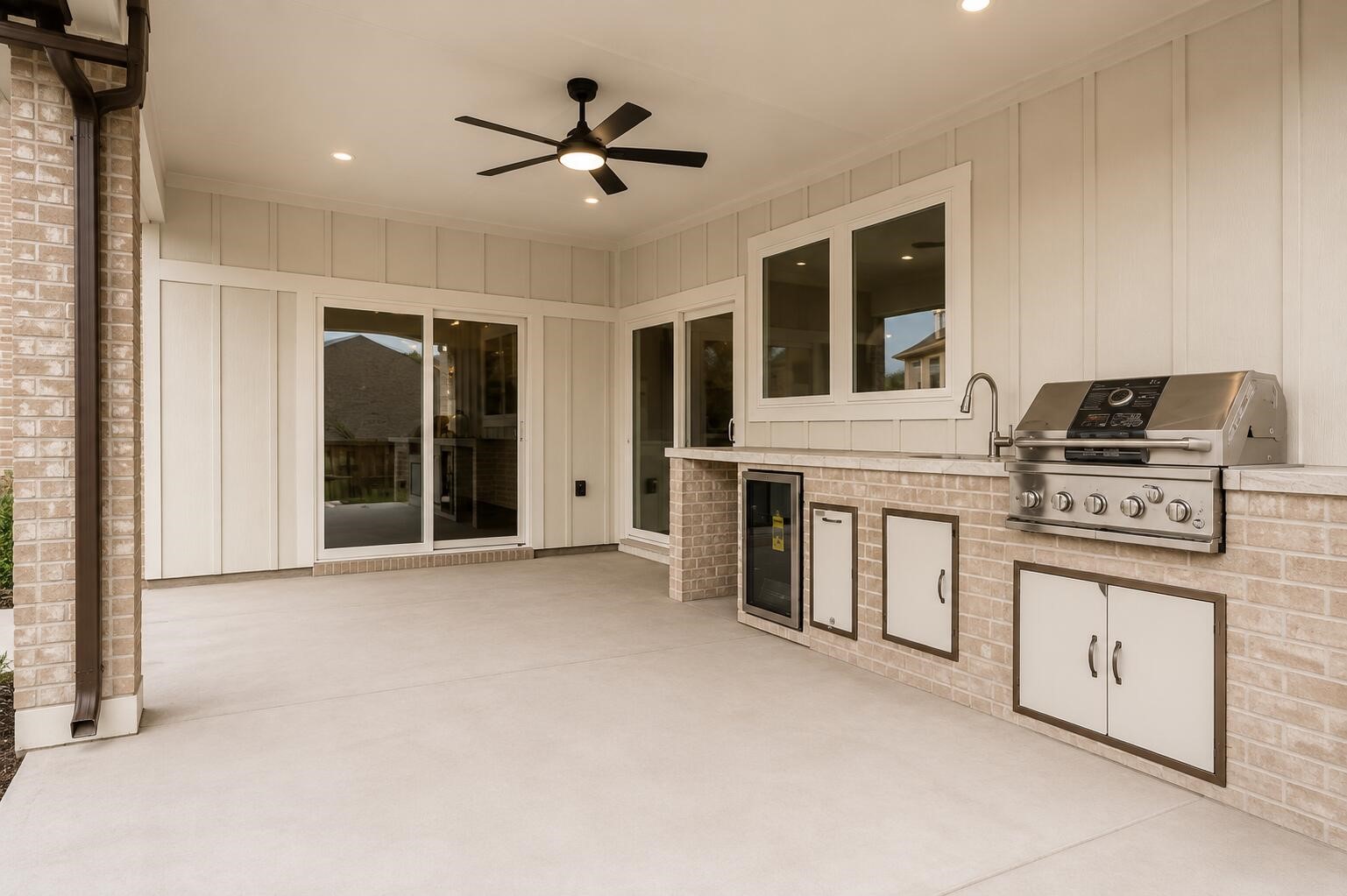 546 Roberts Run Sherman TX 75092