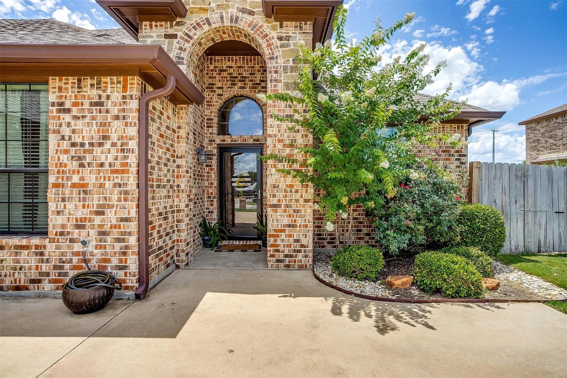 1624 Hawthorne Street Cleburne TX 76033
