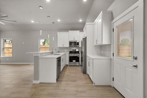 101 N Goodman Avenue Kerens TX 75144
