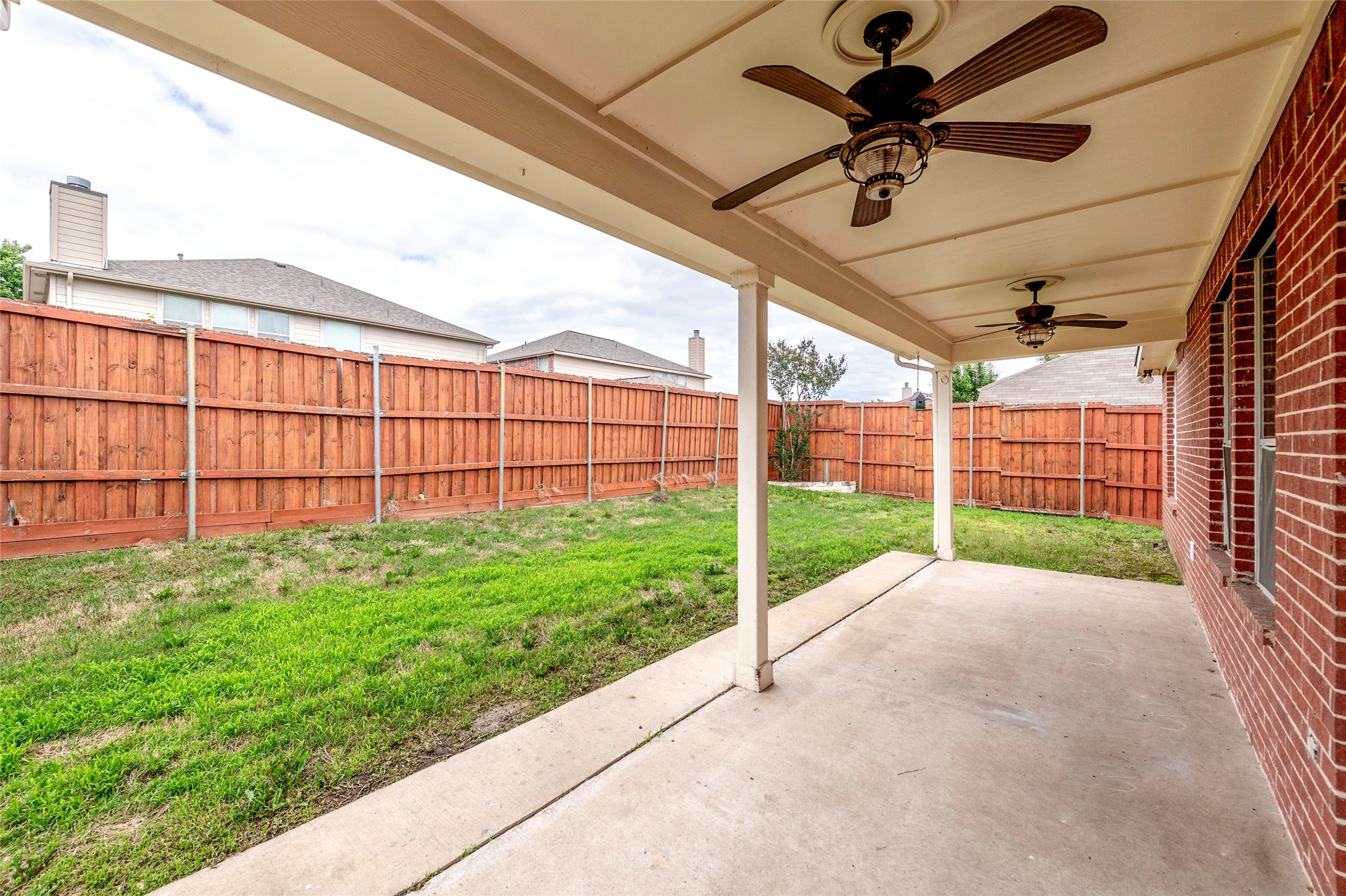 302 Highland Glen Drive Wylie TX 75098