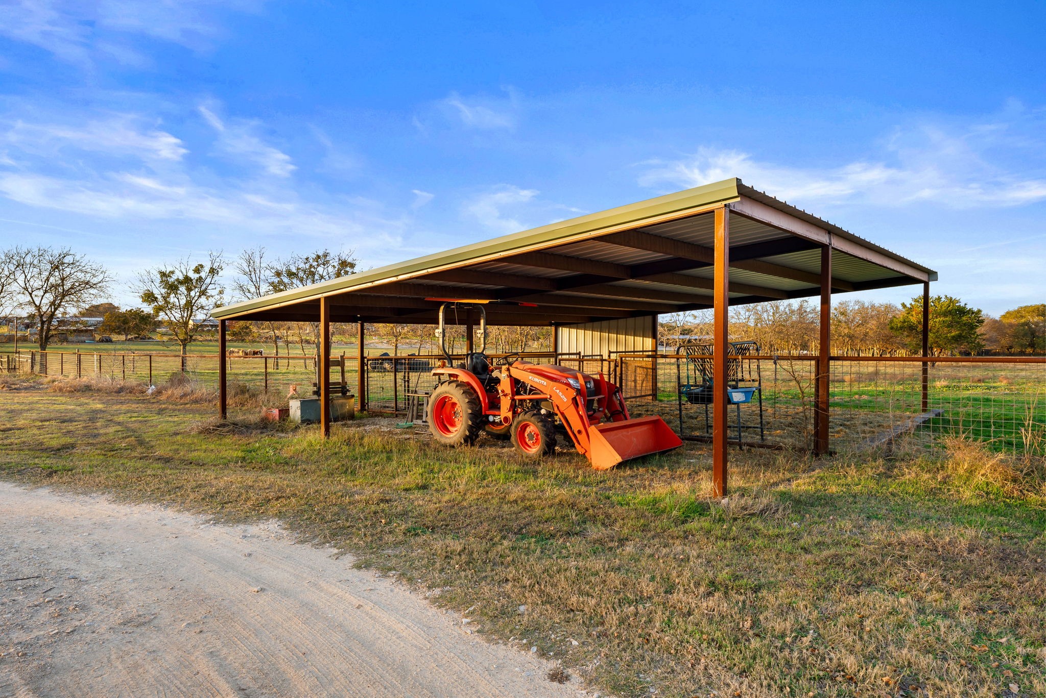 2700 Auction Barn Belton TX 76513