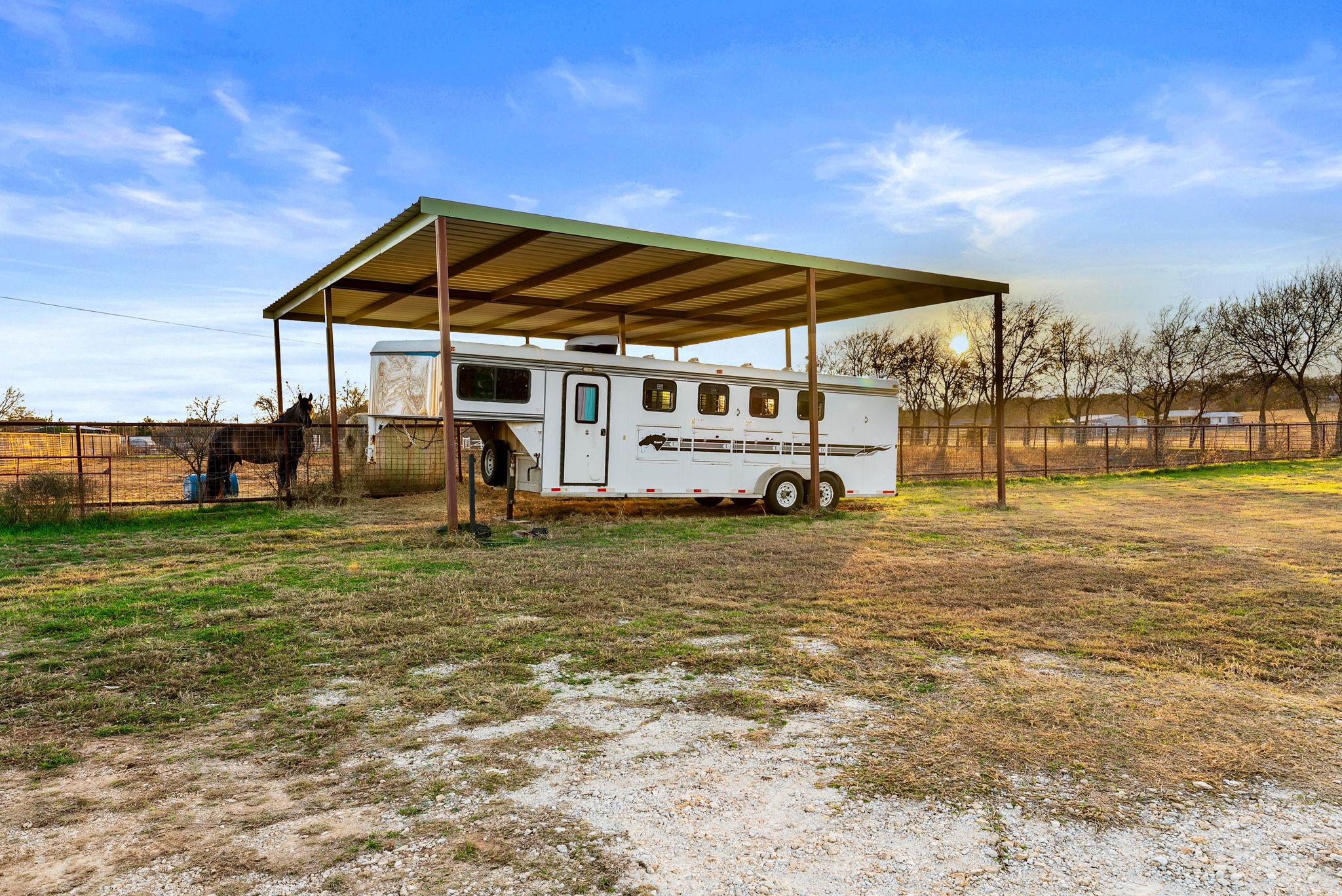 2700 Auction Barn Belton TX 76513