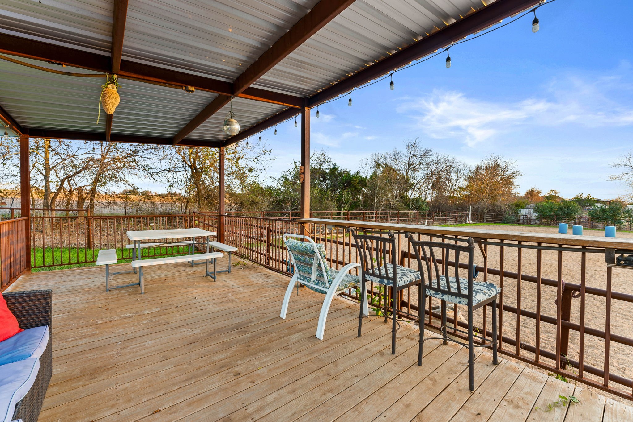 2700 Auction Barn Belton TX 76513
