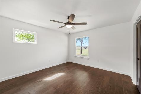 515 Iron Bridge Road Lorena TX 76655