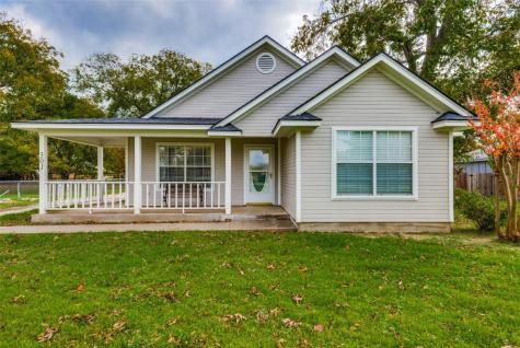 301 S Porch Street Tioga TX 76271