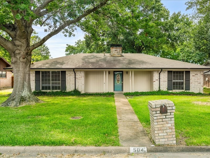 504 Deer Drive Greenville TX 75402