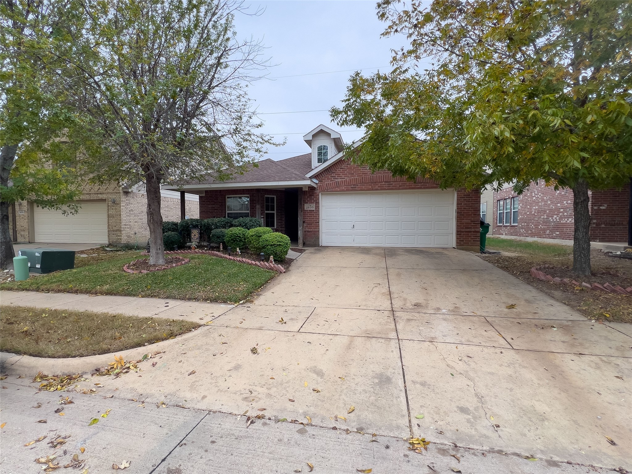 1635 Wildflower Drive Waxahachie TX 75165