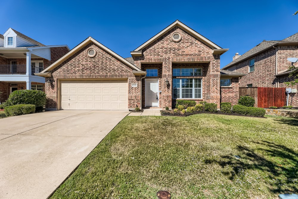 4845 Cliburn Drive Fort Worth TX 76244