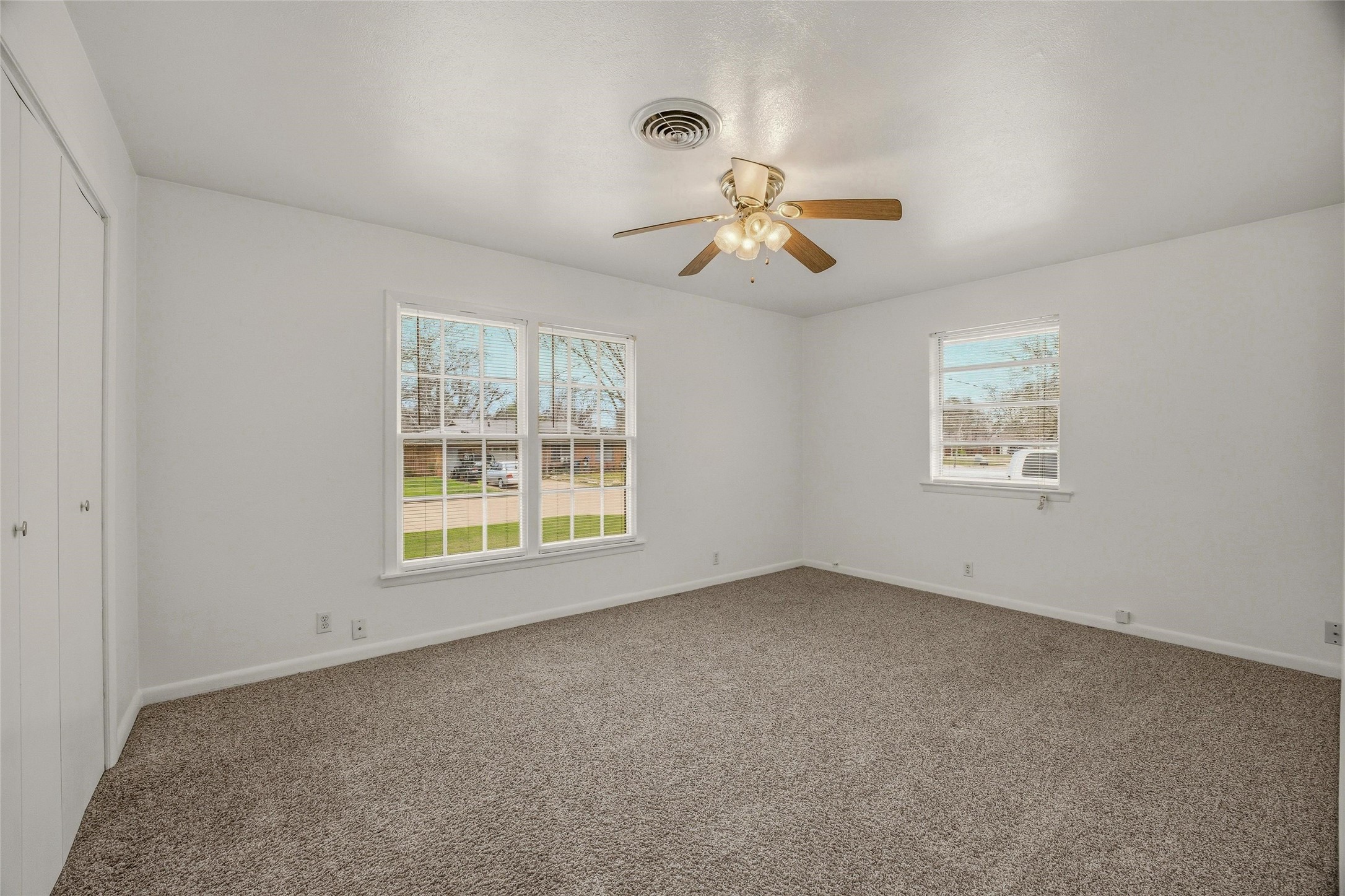 1206 Usher Street Benbrook TX 76126