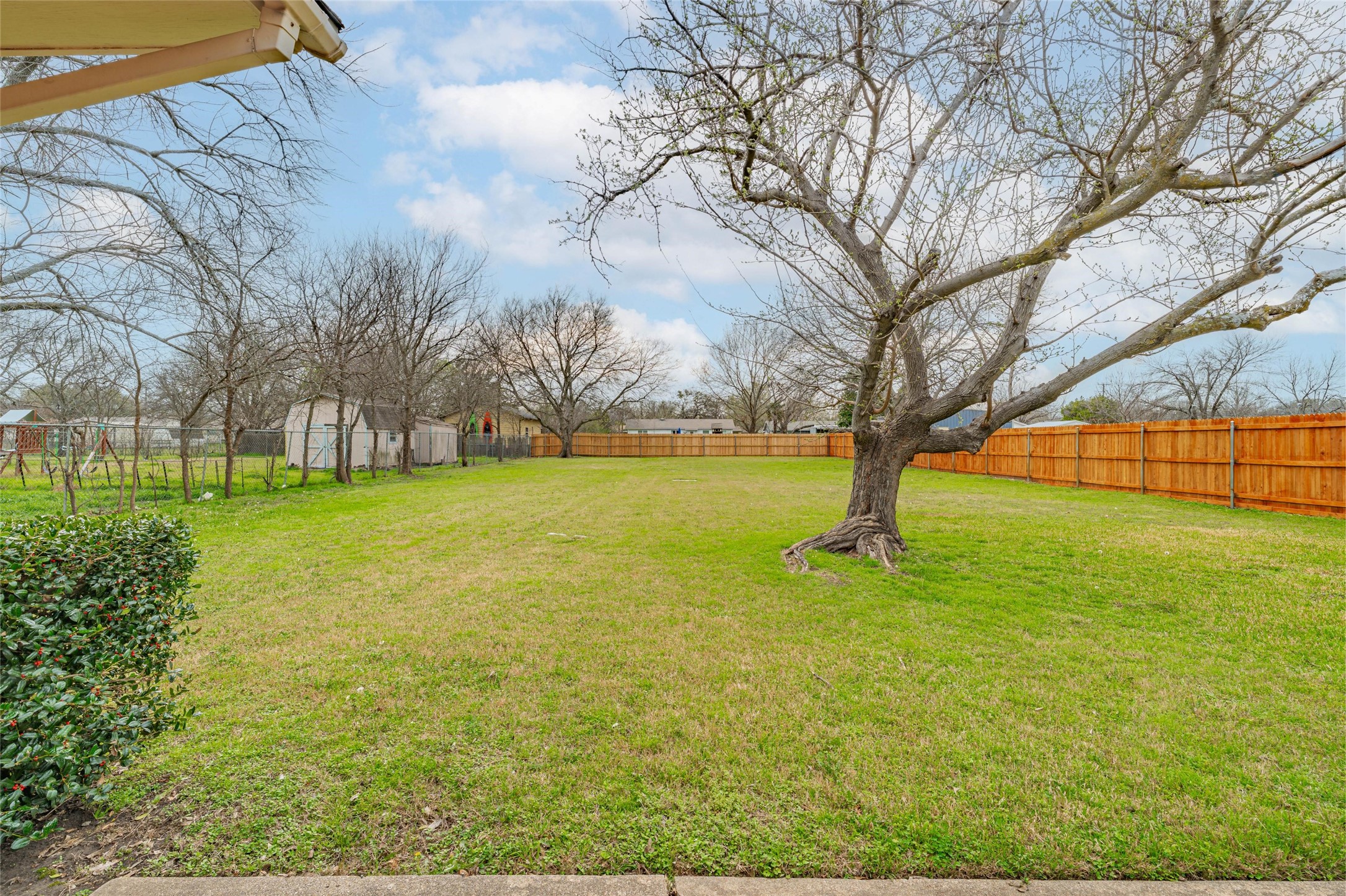 1206 Usher Street Benbrook TX 76126
