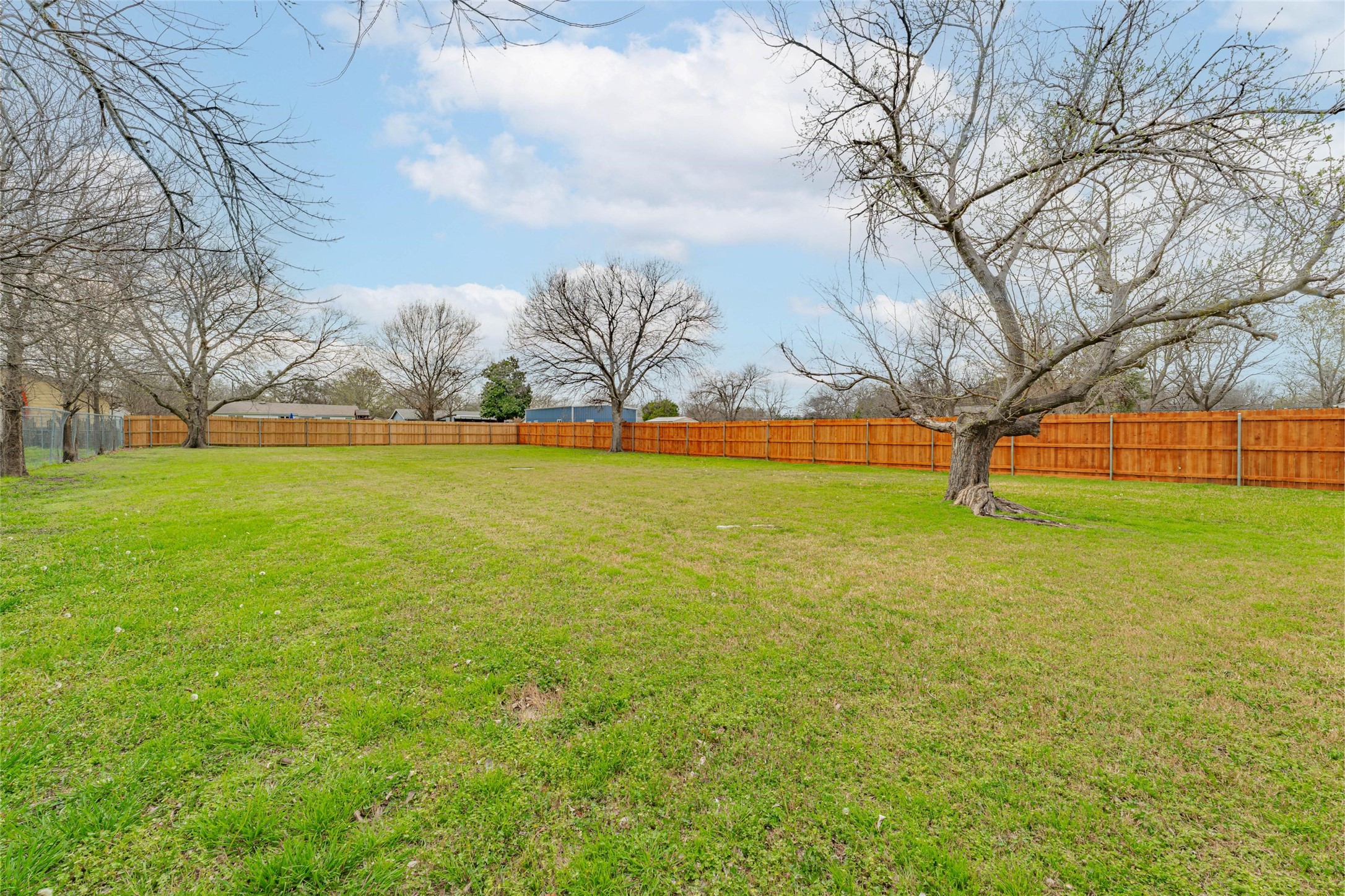 1206 Usher Street Benbrook TX 76126