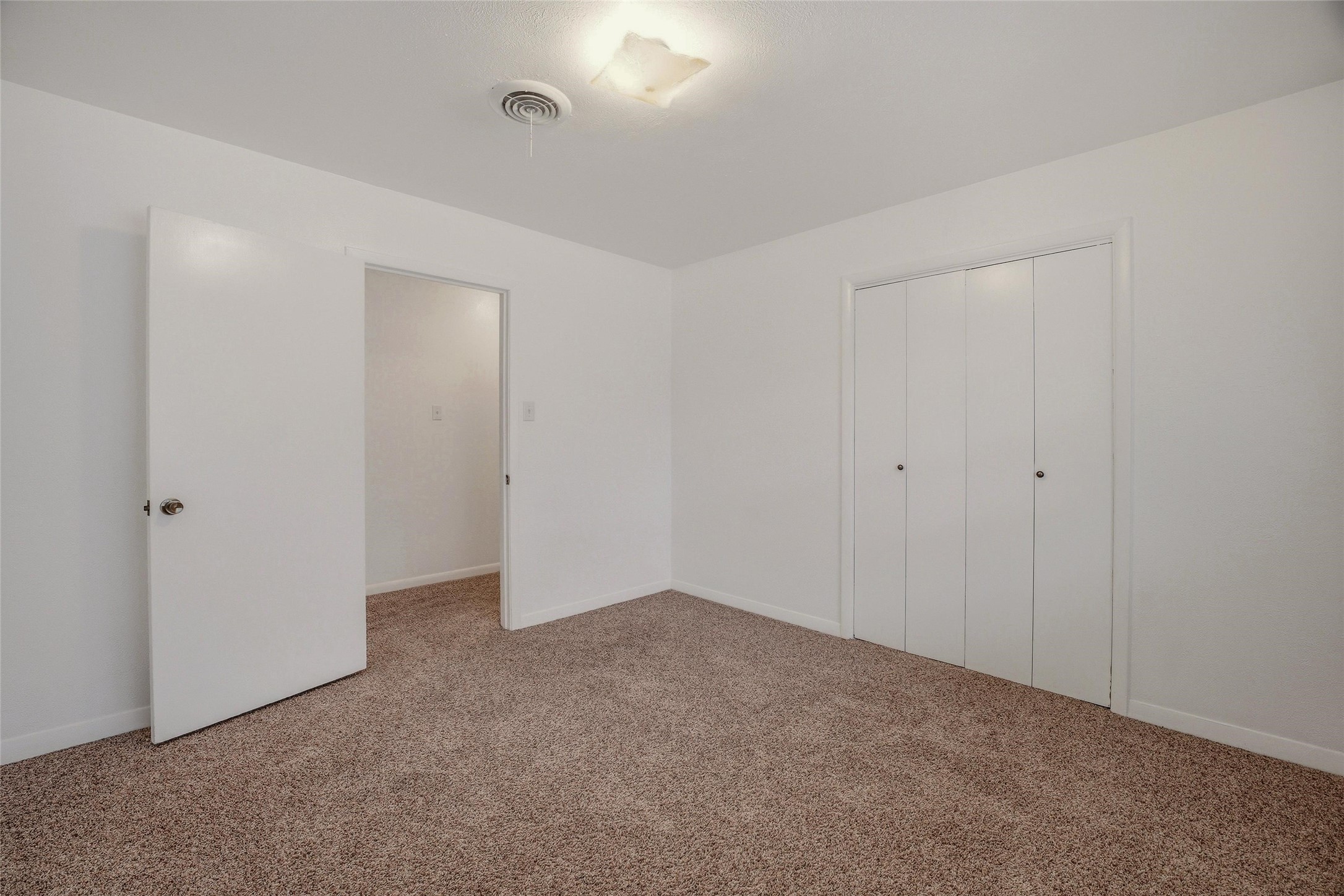 1206 Usher Street Benbrook TX 76126