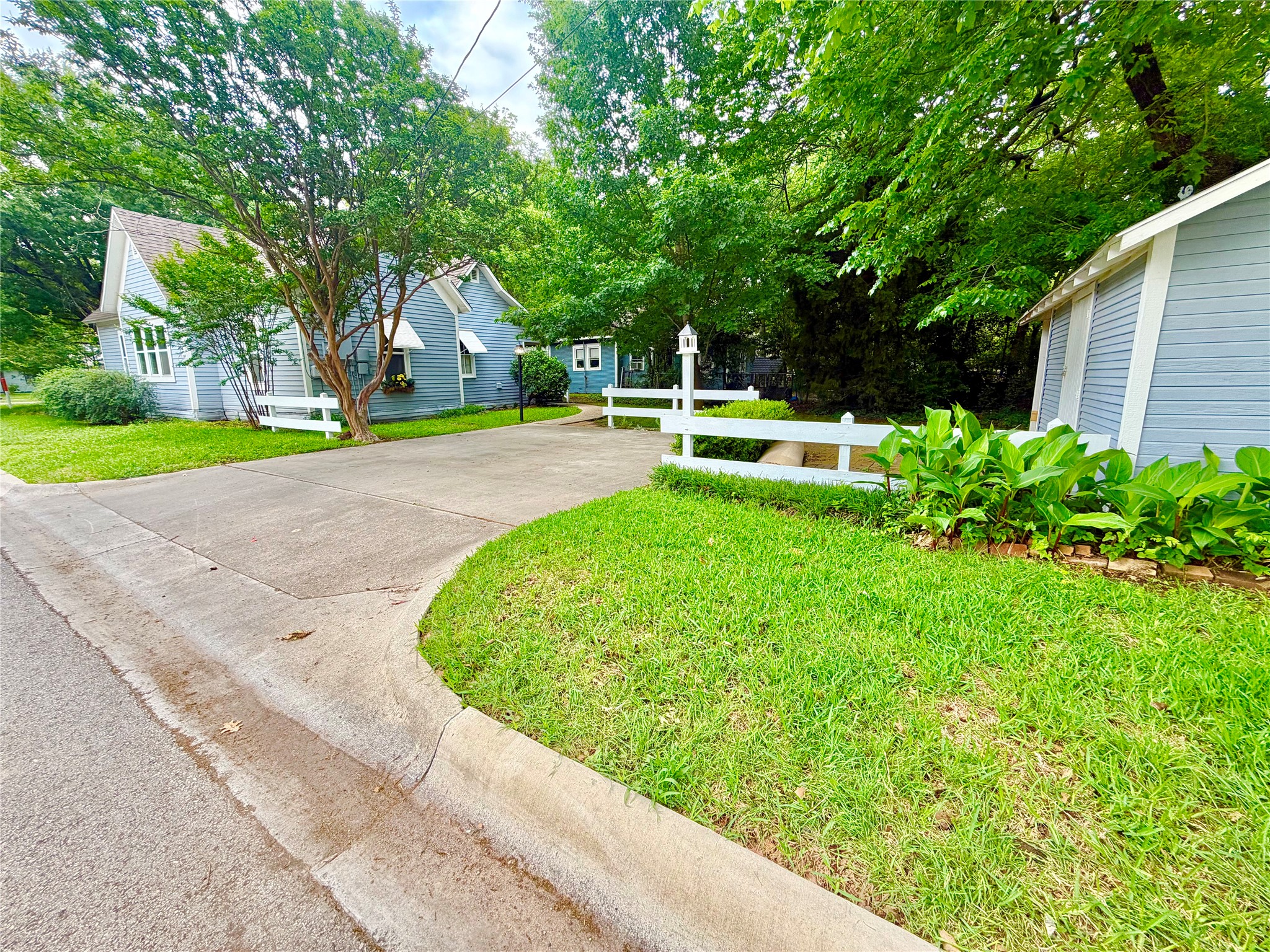 725 Bolivar Street Denton TX 76201