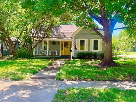 725 Bolivar Street Denton TX 76201