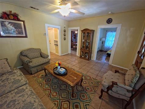 903 Cameron Avenue Dallas TX 75223