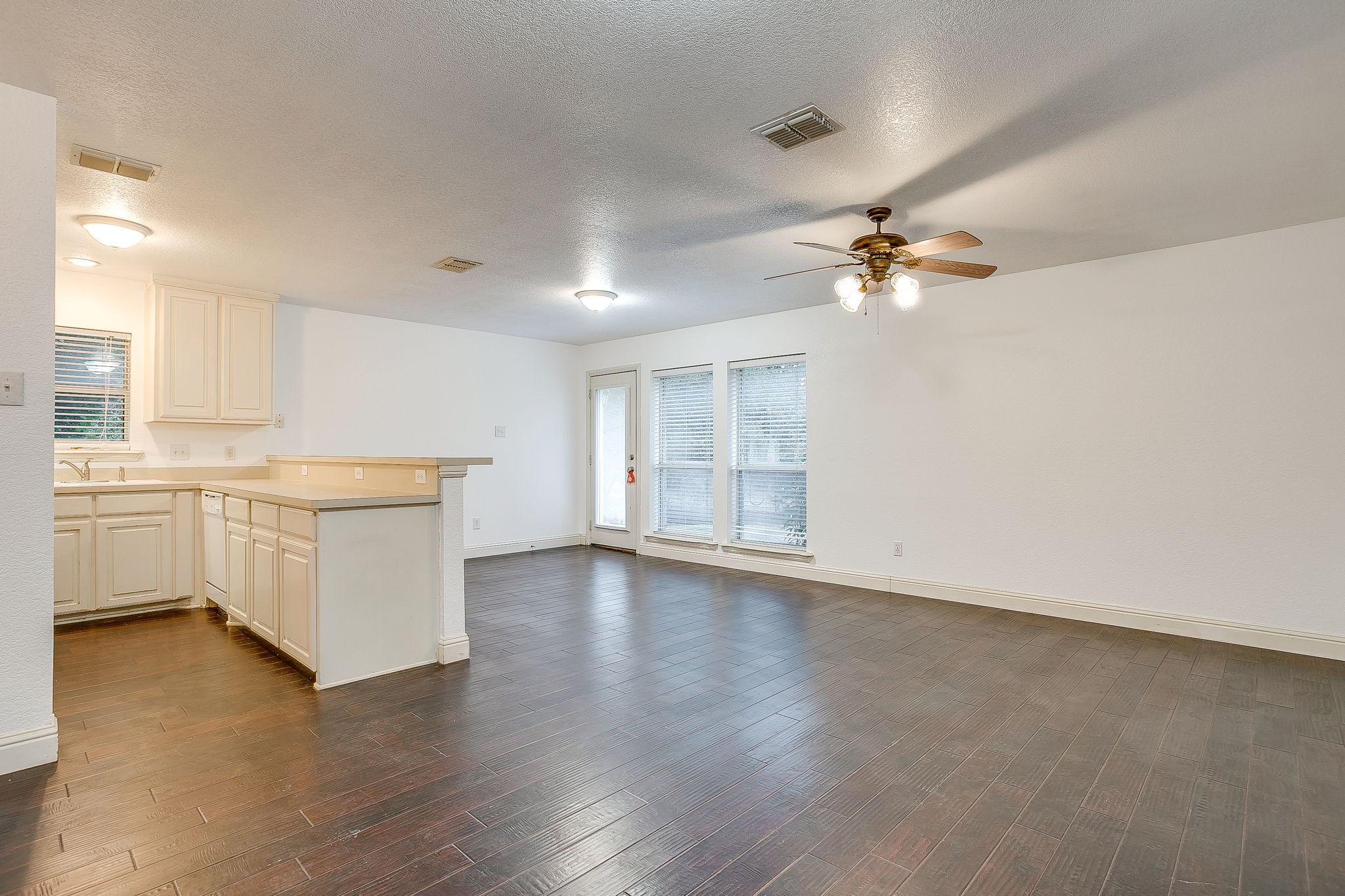 4549 Rancho Blanca Court Fort Worth TX 76108