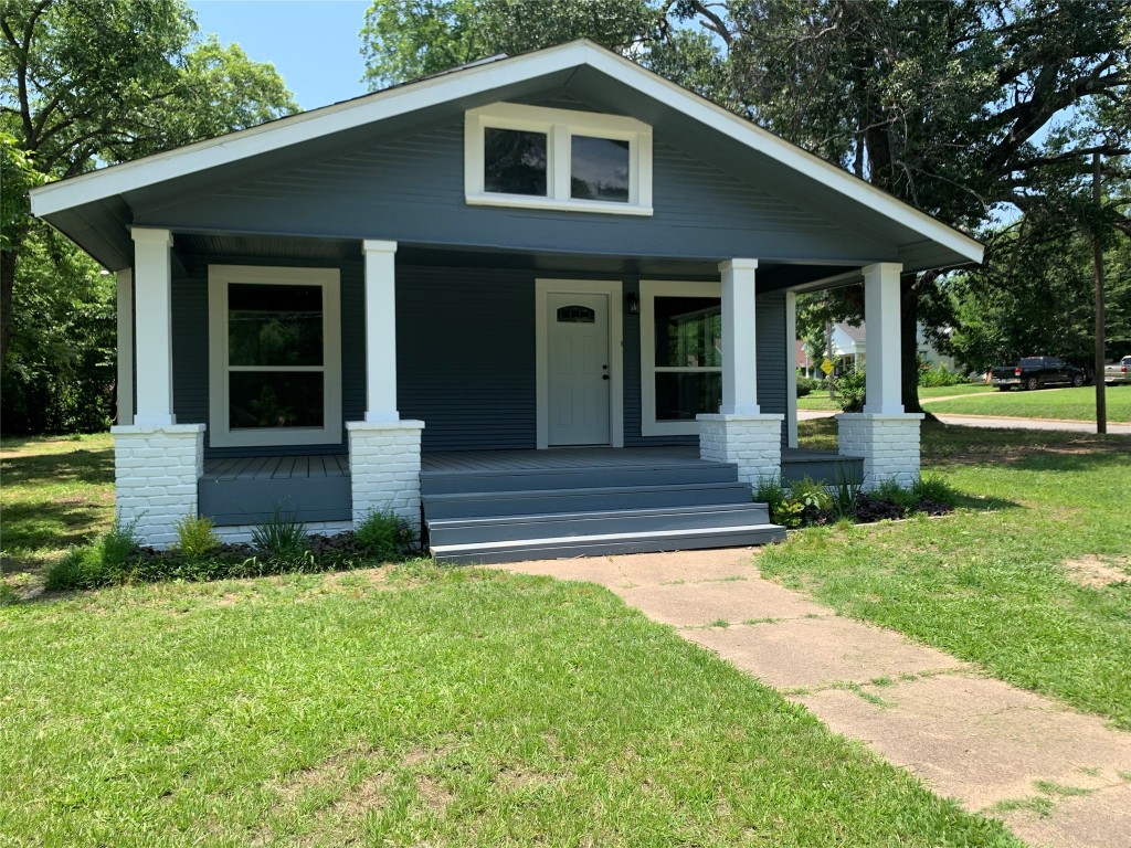 609 Sycamore Street Mineola TX 75773