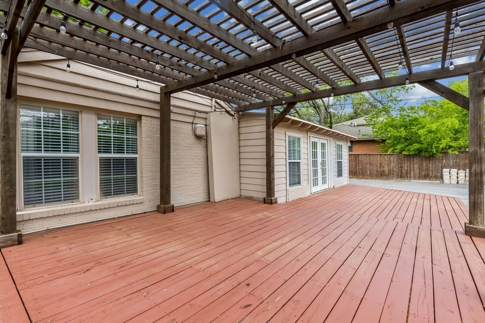9962 Elmada Lane Dallas TX 75220