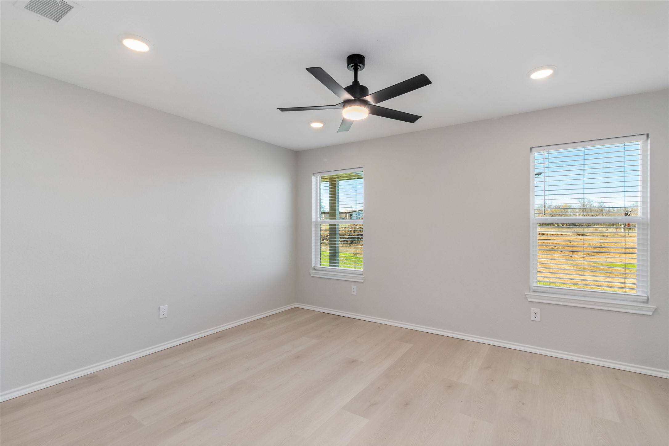 913 E 3rd Street Coleman TX 76834