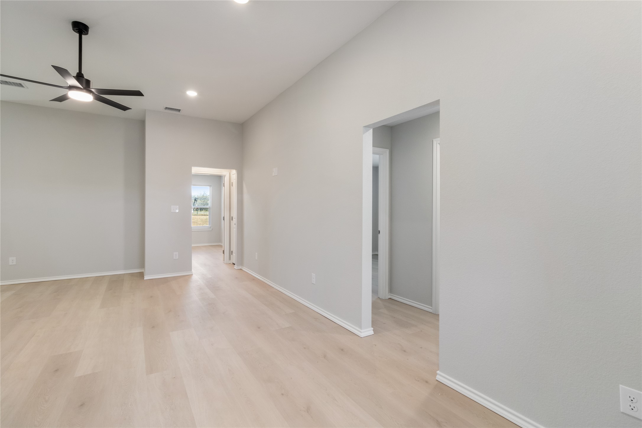 913 E 3rd Street Coleman TX 76834